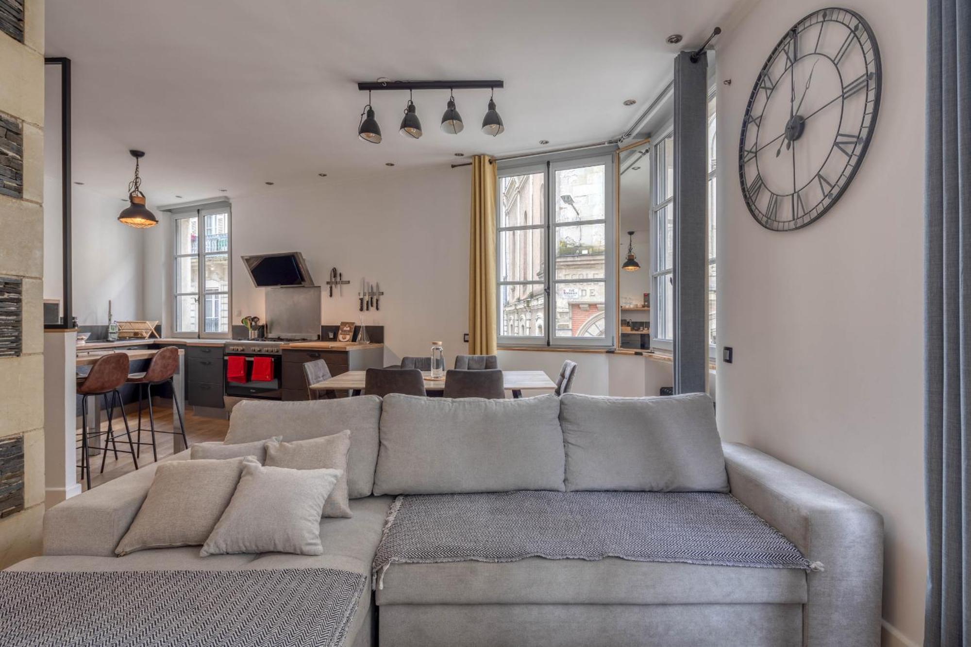 Appartement Spacieux Au Coeur D'Angers Etage 1 - 6 Personnes Luaran gambar